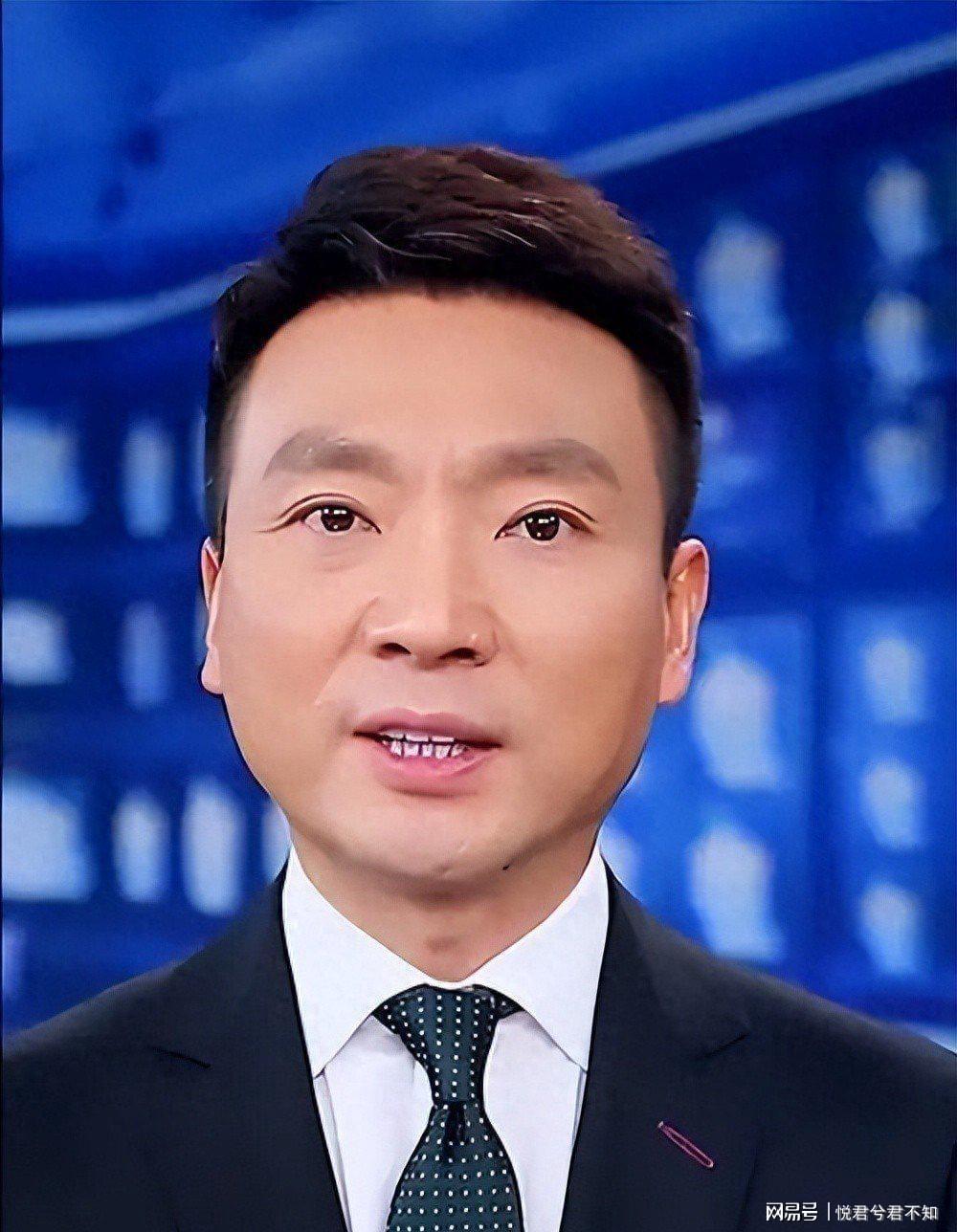 KOK体育-“央视一哥”康辉：丁克一辈子，却在四十六岁的一通电话让他后悔